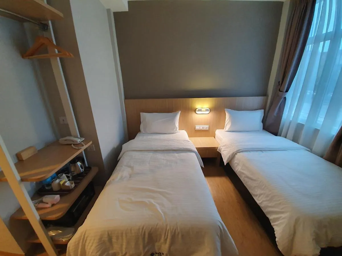 Walk In Hotel @ Kota Kinabalu - New Wing